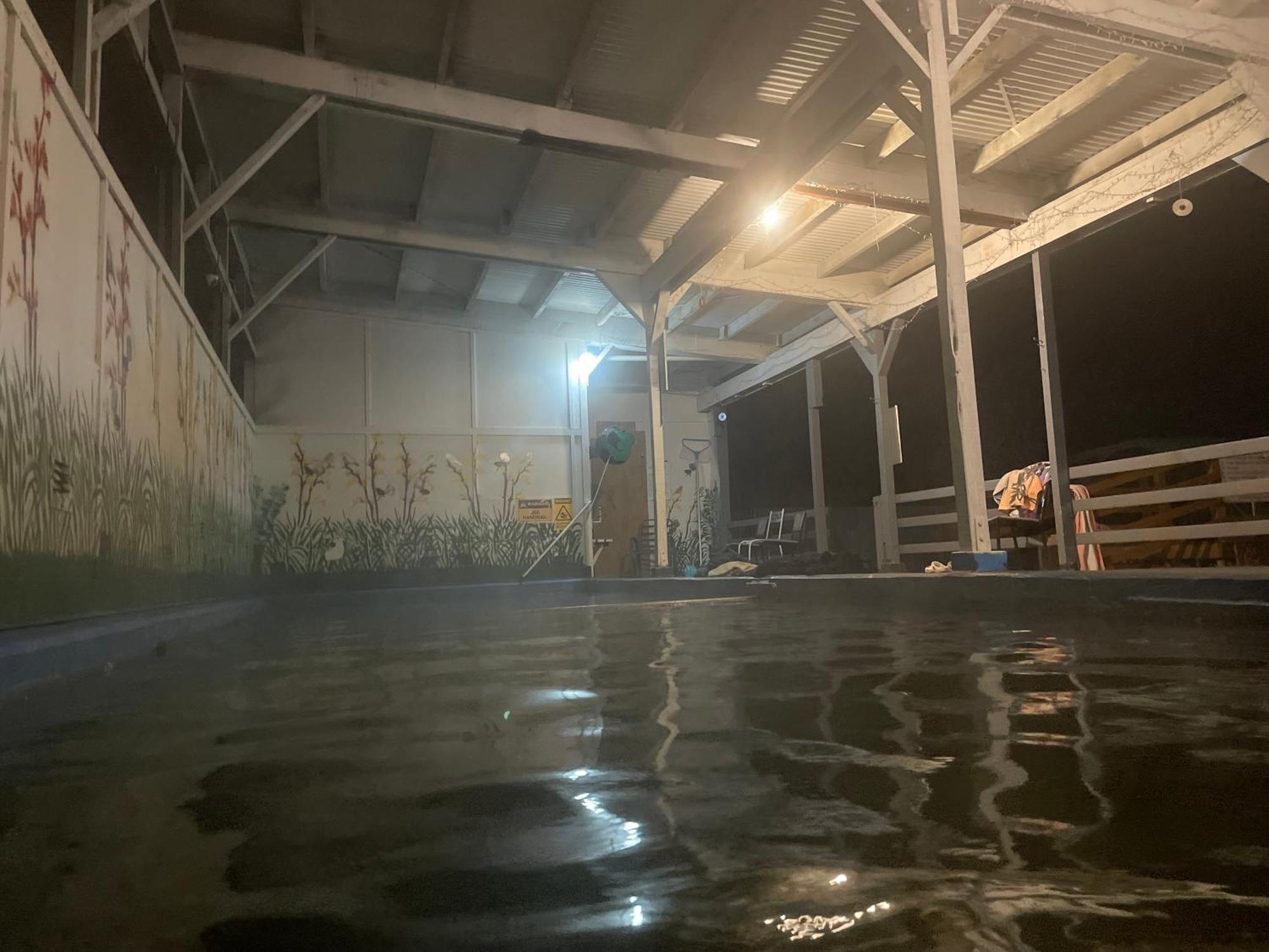 Oasis Motel & Holiday Park トゥランギ エクステリア 写真